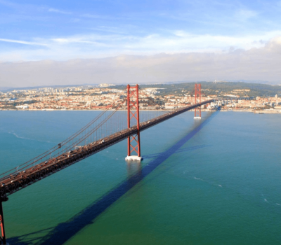 Puente del 25 de Abril